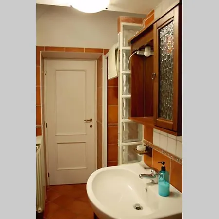 Ambo Su Apartment *